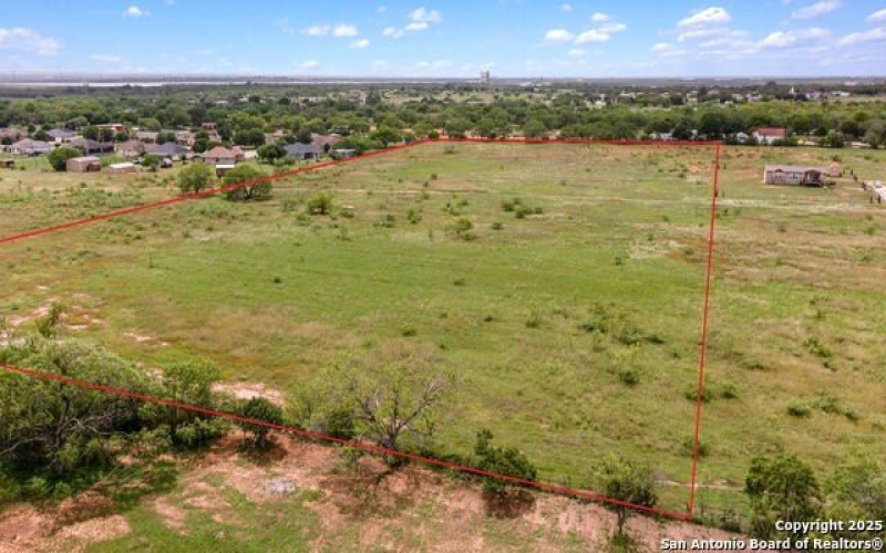 Borregas, Elmendorf, TX 78112, 4 Bedrooms Bedrooms, ,2 BathroomsBathrooms,Residential,For Sale,Borregas,0,1913479