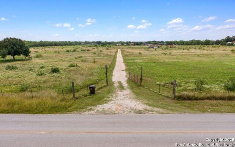 Borregas, Elmendorf, TX 78112, 4 Bedrooms Bedrooms, ,2 BathroomsBathrooms,Residential,For Sale,Borregas,0,1913479