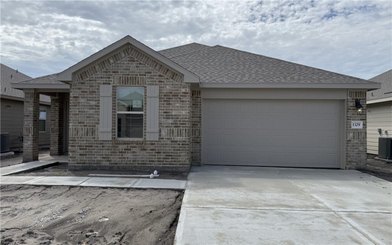 1329 Remys Street, Corpus Christi, TX 78415, 3 Bedrooms Bedrooms, ,2 BathroomsBathrooms,Residential,For Sale,1329 Remys Street,0,466114