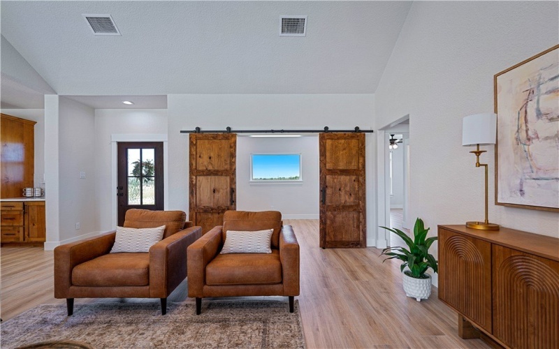 156 Firewheel Loop, Floresville, TX 78114, 4 Bedrooms Bedrooms, ,3 BathroomsBathrooms,Residential,For Sale,156 Firewheel Loop,0,466132