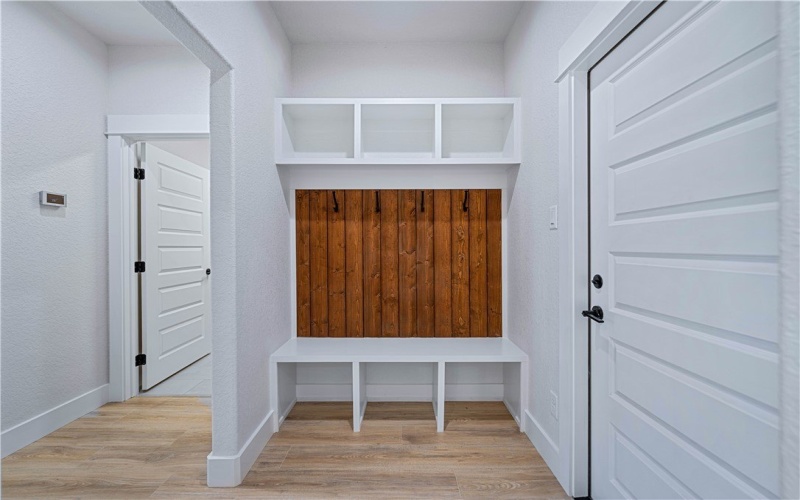 156 Firewheel Loop, Floresville, TX 78114, 4 Bedrooms Bedrooms, ,3 BathroomsBathrooms,Residential,For Sale,156 Firewheel Loop,0,466132