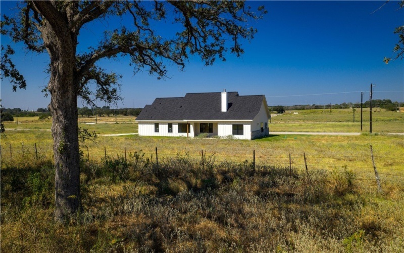 156 Firewheel Loop, Floresville, TX 78114, 4 Bedrooms Bedrooms, ,3 BathroomsBathrooms,Residential,For Sale,156 Firewheel Loop,0,466132