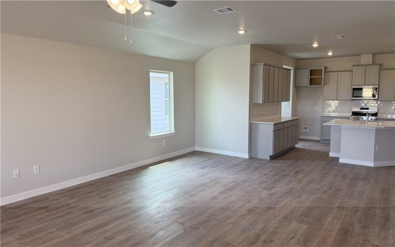 1314 Remys Street, Corpus Christi, TX 78415, 4 Bedrooms Bedrooms, ,2 BathroomsBathrooms,Residential,For Sale,1314 Remys Street,0,466138