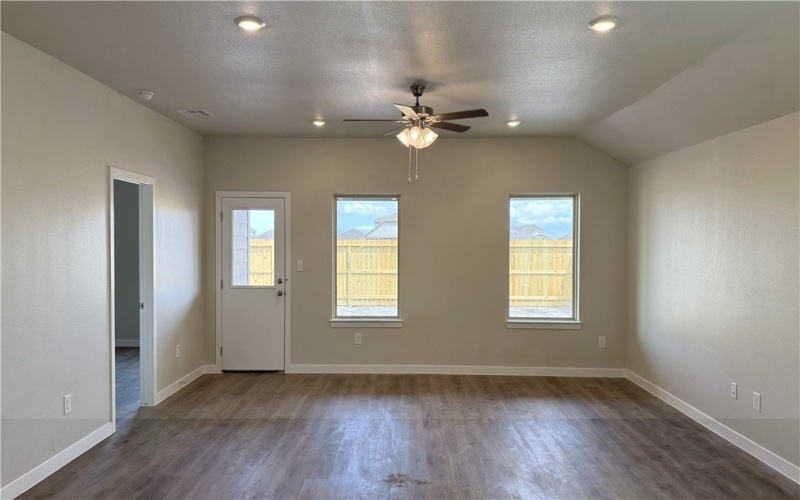 1314 Remys Street, Corpus Christi, TX 78415, 4 Bedrooms Bedrooms, ,2 BathroomsBathrooms,Residential,For Sale,1314 Remys Street,0,466138