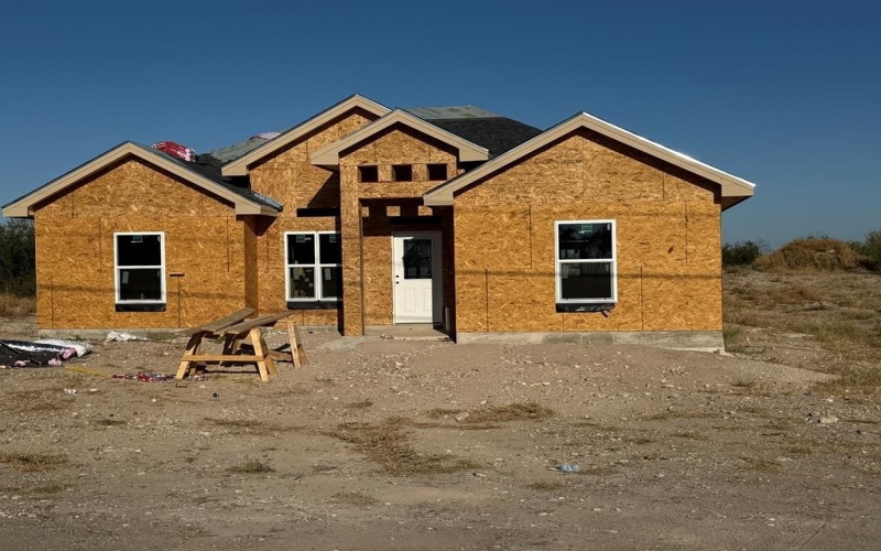 259 Remington, Eagle Pass, TX 78852, 3 Bedrooms Bedrooms, ,2 BathroomsBathrooms,Residential,For Sale,259 Remington,0,81735