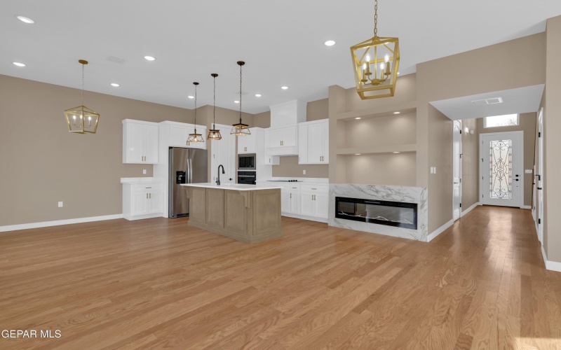 1031 VINTON Avenue unit: 16 #16, Canutillo, TX 79835, 3 Habitaciones Habitaciones , ,2 BañosBaños,Residential,En Venta,1031 VINTON Avenue unit: 16,0,919869