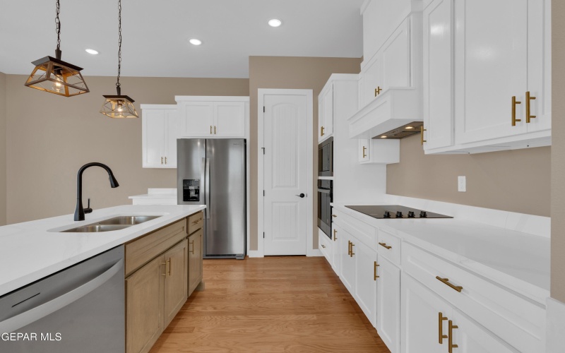 1031 VINTON Avenue unit: 16 #16, Canutillo, TX 79835, 3 Habitaciones Habitaciones , ,2 BañosBaños,Residential,En Venta,1031 VINTON Avenue unit: 16,0,919869