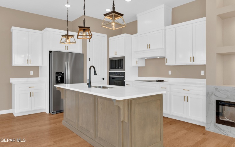 1031 VINTON Avenue unit: 16 #16, Canutillo, TX 79835, 3 Habitaciones Habitaciones , ,2 BañosBaños,Residential,En Venta,1031 VINTON Avenue unit: 16,0,919869