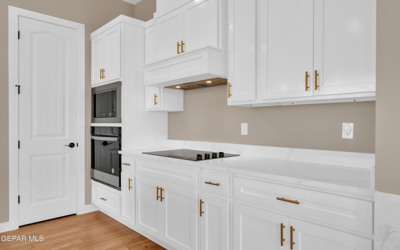 1031 VINTON Avenue unit: 16 #16, Canutillo, TX 79835, 3 Habitaciones Habitaciones , ,2 BañosBaños,Residential,En Venta,1031 VINTON Avenue unit: 16,0,919869