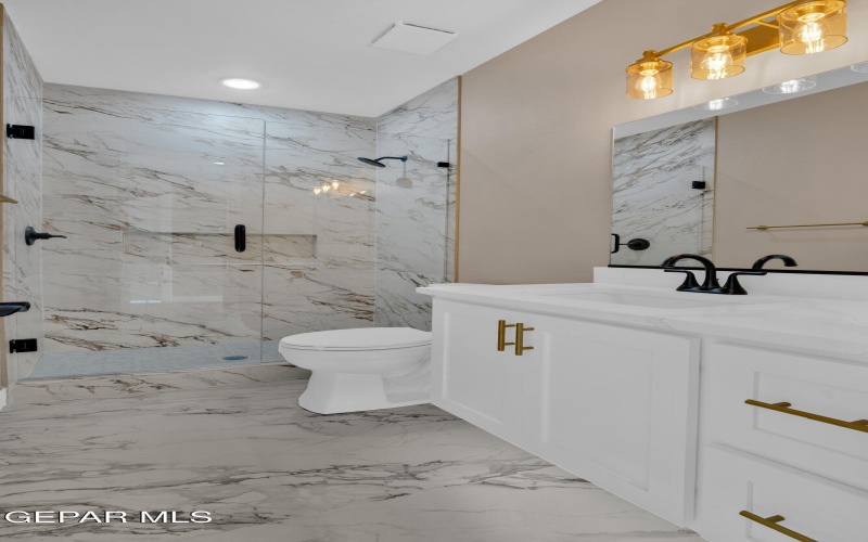 1031 VINTON Avenue unit: 16 #16, Canutillo, TX 79835, 3 Habitaciones Habitaciones , ,2 BañosBaños,Residential,En Venta,1031 VINTON Avenue unit: 16,0,919869