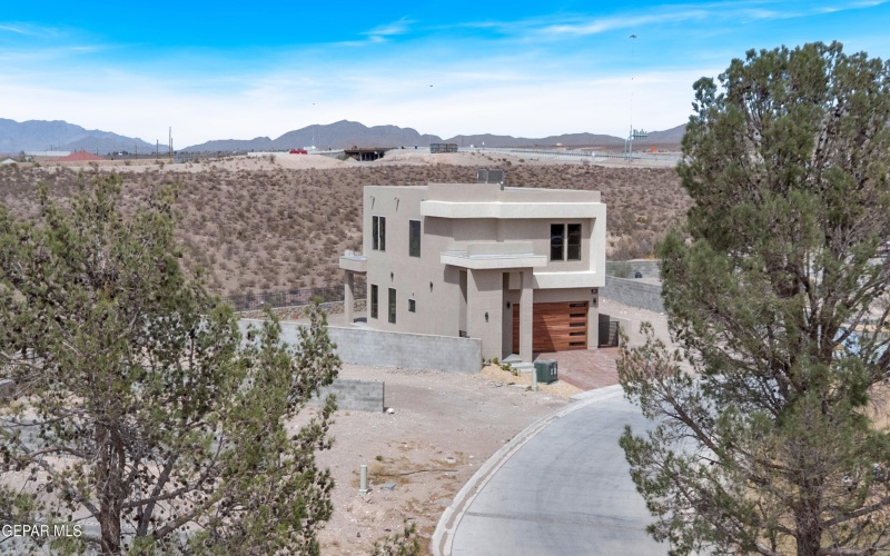 1031 VINTON Avenue unit: 16 #16, Canutillo, TX 79835, 3 Habitaciones Habitaciones , ,2 BañosBaños,Residential,En Venta,1031 VINTON Avenue unit: 16,0,919869