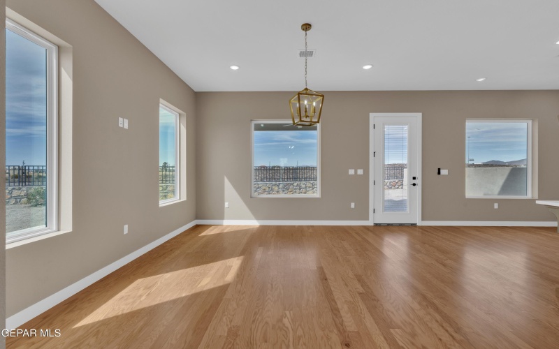 1031 VINTON Avenue unit: 16 #16, Canutillo, TX 79835, 3 Habitaciones Habitaciones , ,2 BañosBaños,Residential,En Venta,1031 VINTON Avenue unit: 16,0,919869