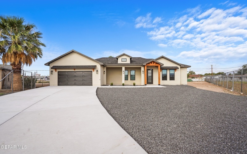 236 Nooch Road, Socorro, TX 79927, 4 Bedrooms Bedrooms, ,3 BathroomsBathrooms,Residential,For Sale,236 Nooch Road,0,931767