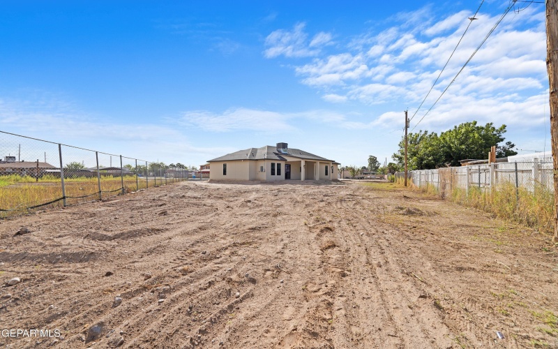 236 Nooch Road, Socorro, TX 79927, 4 Bedrooms Bedrooms, ,3 BathroomsBathrooms,Residential,For Sale,236 Nooch Road,0,931767