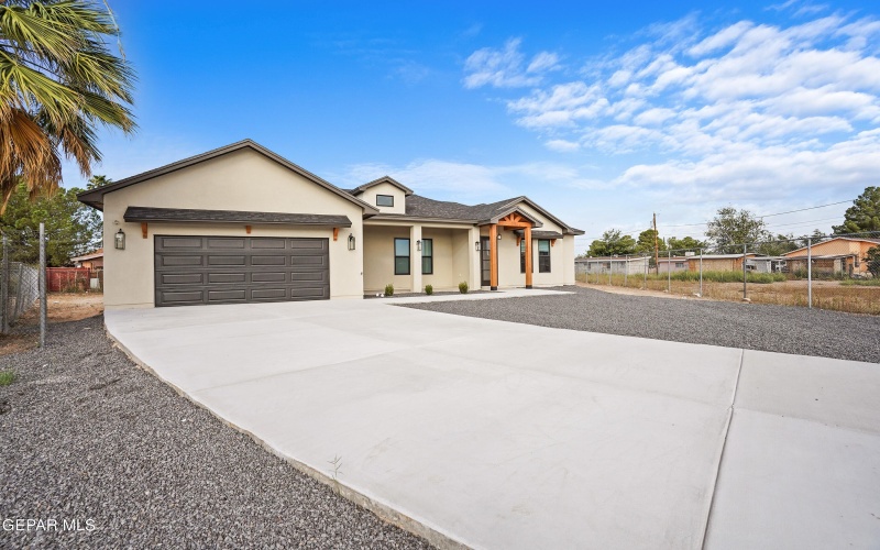 236 Nooch Road, Socorro, TX 79927, 4 Bedrooms Bedrooms, ,3 BathroomsBathrooms,Residential,For Sale,236 Nooch Road,0,931767