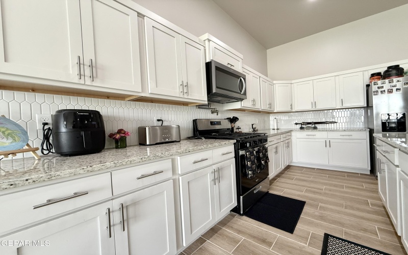 51069 PURPLE MAT Avenue, El Paso, TX 79934, 4 Bedrooms Bedrooms, ,3 BathroomsBathrooms,Residential,For Sale,51069 PURPLE MAT Avenue,0,931768
