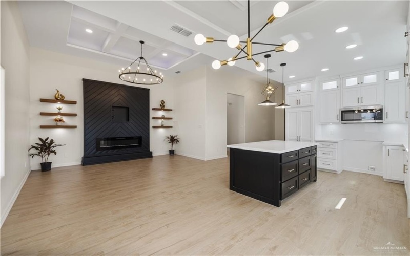3103 E La Cienega Drive, Edinburg, TX 78542, 4 Bedrooms Bedrooms, ,2 BathroomsBathrooms,Residential,For Sale,3103 E La Cienega Drive,0,481378