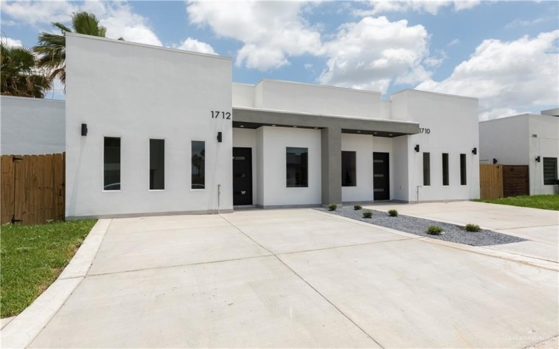 1712 W B Street, Mission, TX 78572, 3 Bedrooms Bedrooms, ,2 BathroomsBathrooms,Residential,For Sale,1712 W B Street,0,482970