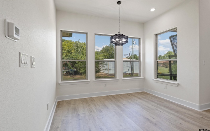 2705 Stone Briar, Mount Pleasant, TX 75455, 4 Bedrooms Bedrooms, ,3 BathroomsBathrooms,Residential,For Sale,2705 Stone Briar,0,25015036