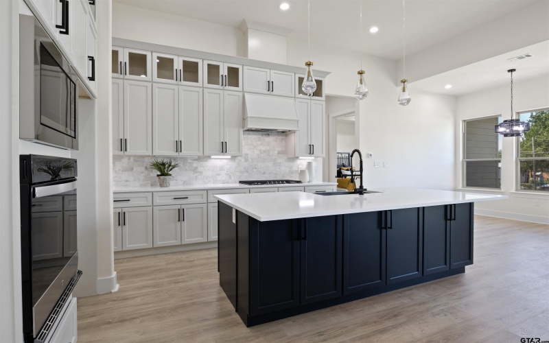 2705 Stone Briar, Mount Pleasant, TX 75455, 4 Bedrooms Bedrooms, ,3 BathroomsBathrooms,Residential,For Sale,2705 Stone Briar,0,25015036