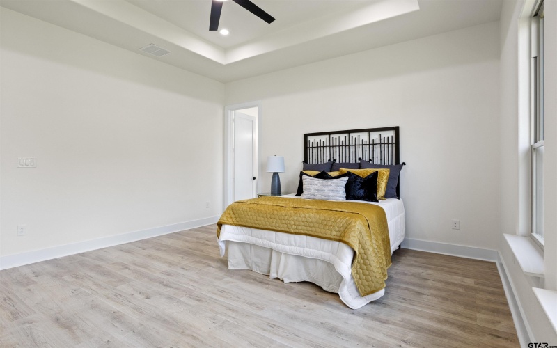 2705 Stone Briar, Mount Pleasant, TX 75455, 4 Bedrooms Bedrooms, ,3 BathroomsBathrooms,Residential,For Sale,2705 Stone Briar,0,25015036