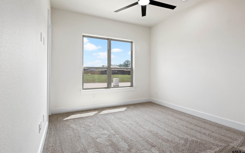 2705 Stone Briar, Mount Pleasant, TX 75455, 4 Bedrooms Bedrooms, ,3 BathroomsBathrooms,Residential,For Sale,2705 Stone Briar,0,25015036