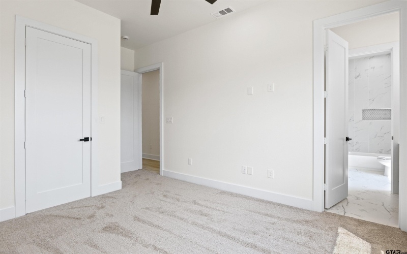 2705 Stone Briar, Mount Pleasant, TX 75455, 4 Bedrooms Bedrooms, ,3 BathroomsBathrooms,Residential,For Sale,2705 Stone Briar,0,25015036