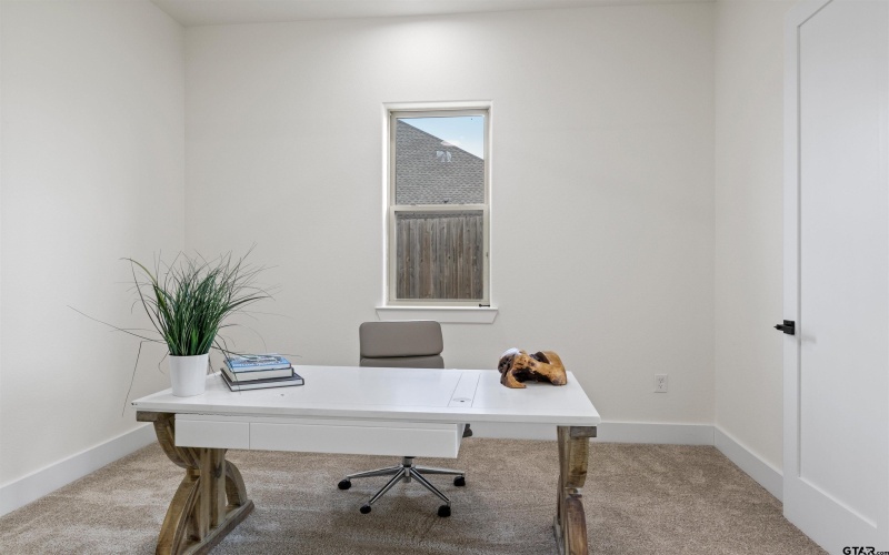 2705 Stone Briar, Mount Pleasant, TX 75455, 4 Bedrooms Bedrooms, ,3 BathroomsBathrooms,Residential,For Sale,2705 Stone Briar,0,25015036