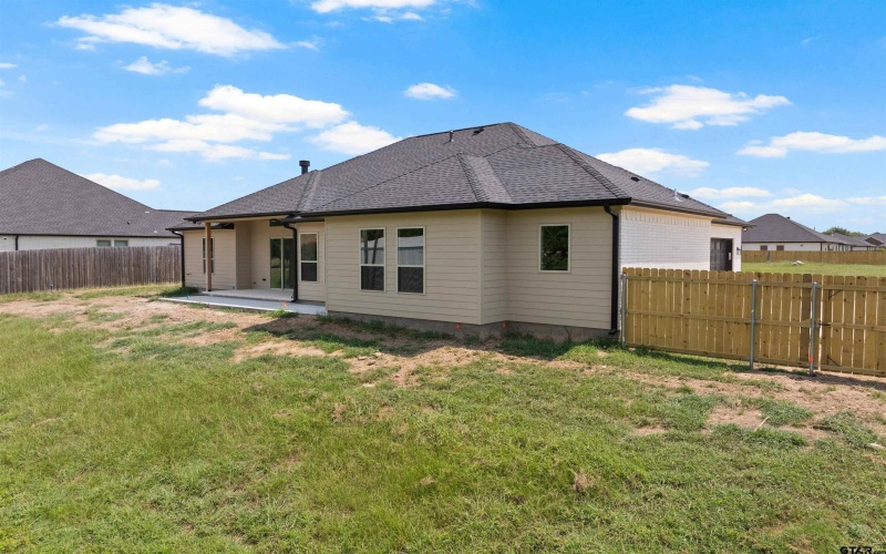 2705 Stone Briar, Mount Pleasant, TX 75455, 4 Bedrooms Bedrooms, ,3 BathroomsBathrooms,Residential,For Sale,2705 Stone Briar,0,25015036