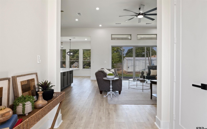 2705 Stone Briar, Mount Pleasant, TX 75455, 4 Bedrooms Bedrooms, ,3 BathroomsBathrooms,Residential,For Sale,2705 Stone Briar,0,25015036