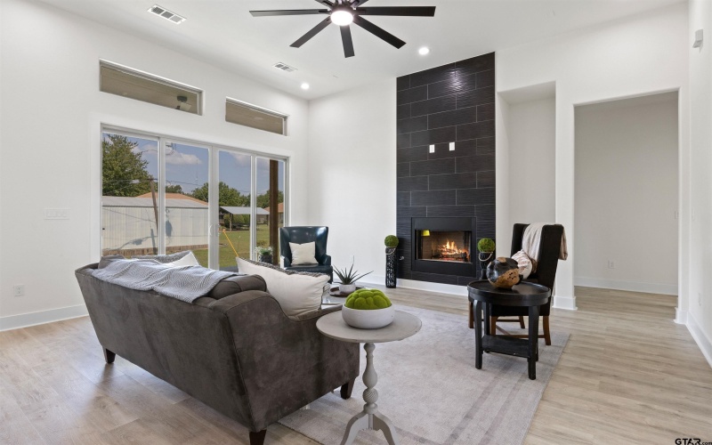 2705 Stone Briar, Mount Pleasant, TX 75455, 4 Bedrooms Bedrooms, ,3 BathroomsBathrooms,Residential,For Sale,2705 Stone Briar,0,25015036