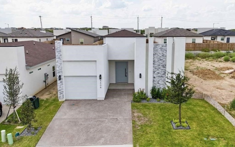 5408 Raven Dr., Laredo, TX 78046, 3 Bedrooms Bedrooms, ,3 BathroomsBathrooms,Residential,For Sale,5408 Raven Dr.,0,20254460