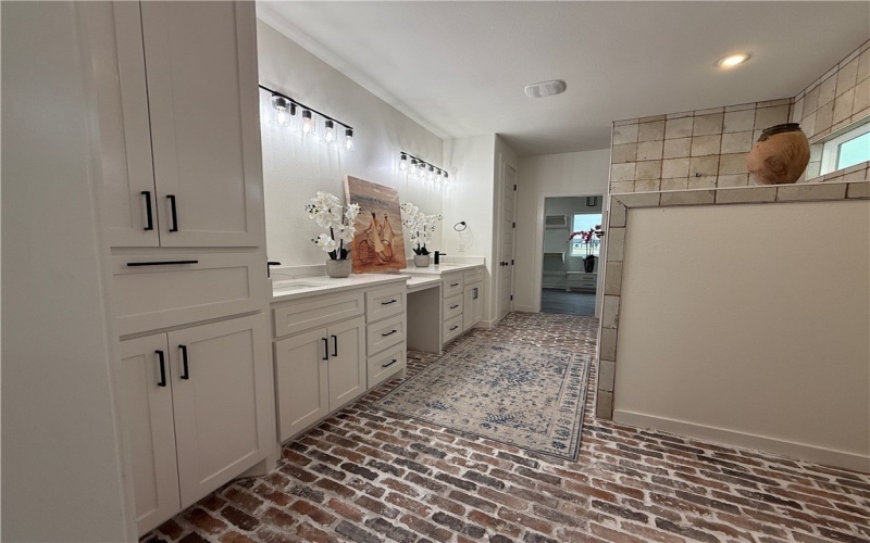 1477 Nopal Lomas Drive, Corpus Christi, TX 78415, 4 Habitaciones Habitaciones , ,3 BañosBaños,Residential,En Venta,1477 Nopal Lomas Drive,0,466100