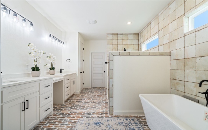 1477 Nopal Lomas Drive, Corpus Christi, TX 78415, 4 Bedrooms Bedrooms, ,3 BathroomsBathrooms,Residential,For Sale,1477 Nopal Lomas Drive,0,466100