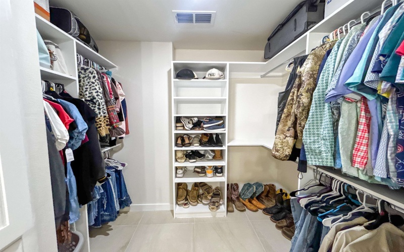 5707 Kylee Dr., Laredo, TX 78043, 3 Bedrooms Bedrooms, ,2 BathroomsBathrooms,Residential,For Sale,5707 Kylee Dr.,0,20254449