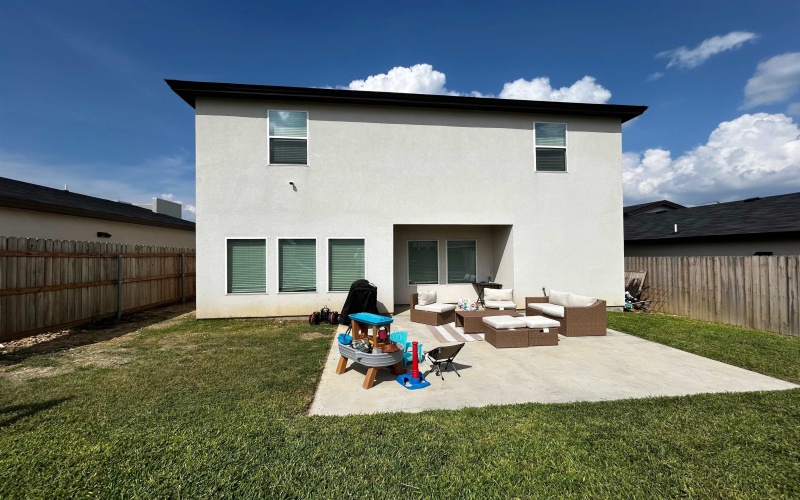 5707 Kylee Dr., Laredo, TX 78043, 3 Bedrooms Bedrooms, ,2 BathroomsBathrooms,Residential,For Sale,5707 Kylee Dr.,0,20254449