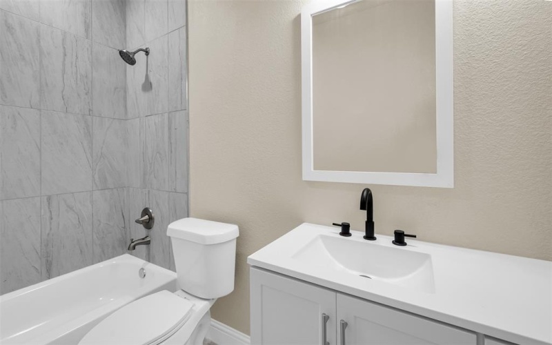 518 Dolphin Terrace, Runaway Bay, TX 76426, 3 Habitaciones Habitaciones , ,2 BañosBaños,Residential,En Venta,518 Dolphin Terrace,0,21072414