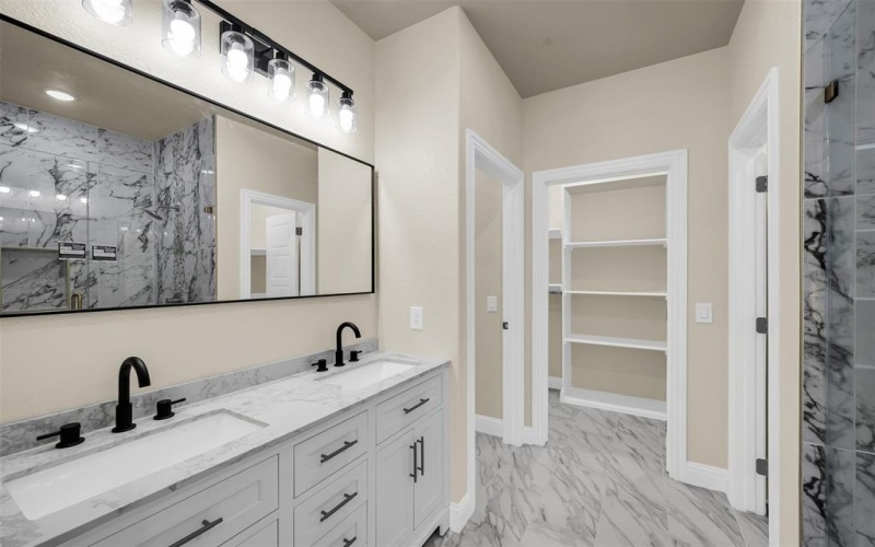 518 Dolphin Terrace, Runaway Bay, TX 76426, 3 Habitaciones Habitaciones , ,2 BañosBaños,Residential,En Venta,518 Dolphin Terrace,0,21072414