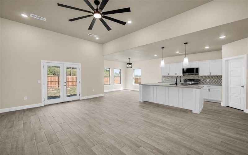 518 Dolphin Terrace, Runaway Bay, TX 76426, 3 Habitaciones Habitaciones , ,2 BañosBaños,Residential,En Venta,518 Dolphin Terrace,0,21072414