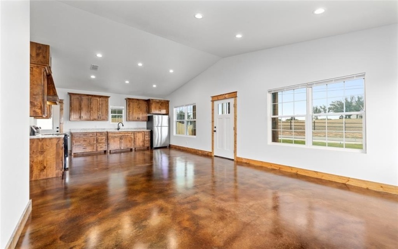 1004 E Highland, Comanche, TX 76442, 3 Bedrooms Bedrooms, ,2 BathroomsBathrooms,Residential,For Sale,1004 E Highland,0,21080842