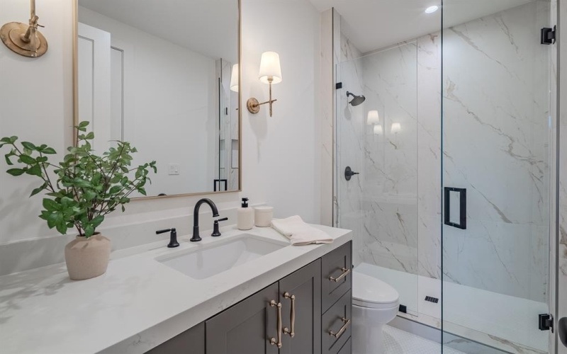 4128 University Boulevard #6, University Park, TX 75205, 3 Bedrooms Bedrooms, ,3 BathroomsBathrooms,Residential,For Sale,4128 University Boulevard,0,21081043