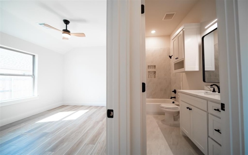 713 Raylan Street, Springtown, TX 76082, 3 Bedrooms Bedrooms, ,2 BathroomsBathrooms,Residential,For Sale,713 Raylan Street,0,21081424