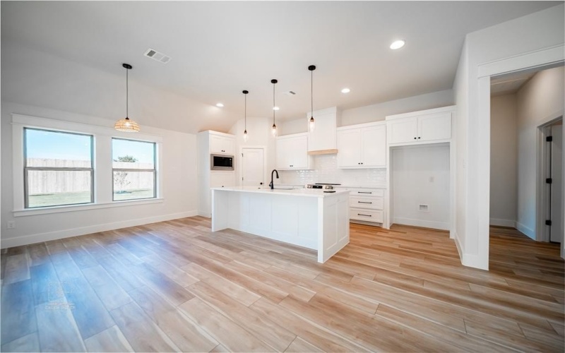 713 Raylan Street, Springtown, TX 76082, 3 Bedrooms Bedrooms, ,2 BathroomsBathrooms,Residential,For Sale,713 Raylan Street,0,21081424