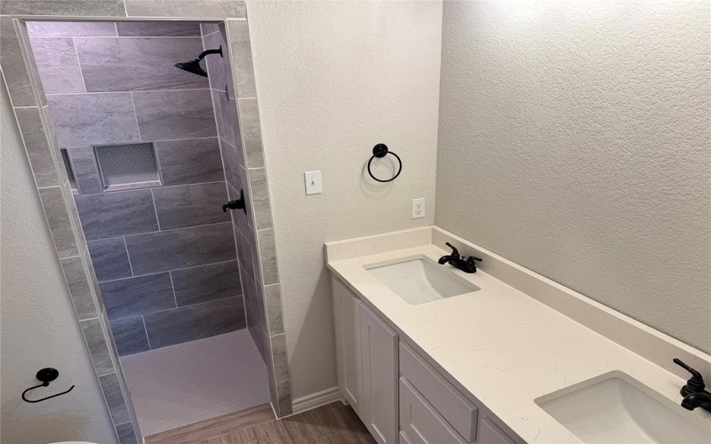 700 Smith Road, Springtown, TX 76082, 3 Bedrooms Bedrooms, ,2 BathroomsBathrooms,Residential,For Sale,700 Smith Road,0,21081577