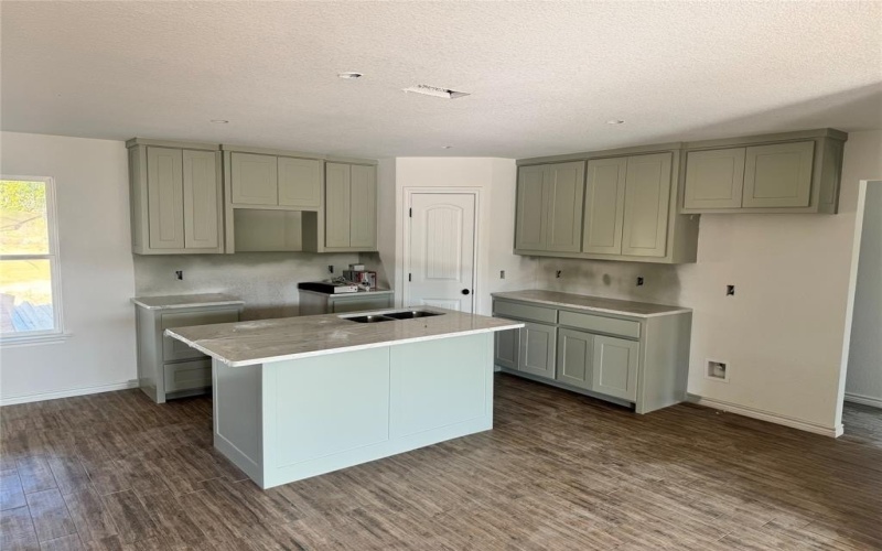 1008 Bradshaw Court, Springtown, TX 76082, 3 Habitaciones Habitaciones , ,2 BañosBaños,Residential,En Venta,1008 Bradshaw Court,0,21081622