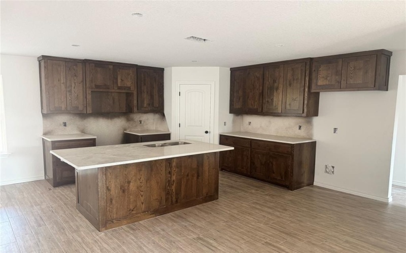 1016 Bradshaw Court, Springtown, TX 76082, 3 Habitaciones Habitaciones , ,2 BañosBaños,Residential,En Venta,1016 Bradshaw Court,0,21081649