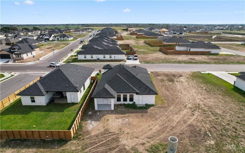 4025 Burr Drive, Edinburg, TX 78542, 3 Bedrooms Bedrooms, ,2 BathroomsBathrooms,Residential,For Sale,4025 Burr Drive,461763