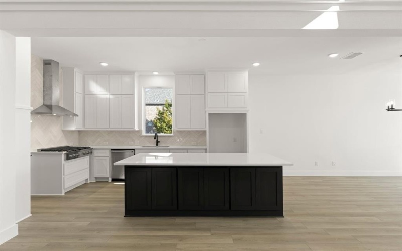 1701 Canals Drive, Little Elm, TX 75068, 5 Habitaciones Habitaciones , ,5 BañosBaños,Residential,En Venta,1701 Canals Drive,0,21081717