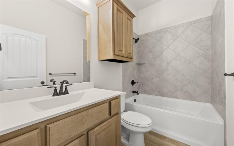 7708 Gatevine Avenue, Joshua, TX 76058, 4 Bedrooms Bedrooms, ,3 BathroomsBathrooms,Residential,For Sale,7708 Gatevine Avenue,0,21082052