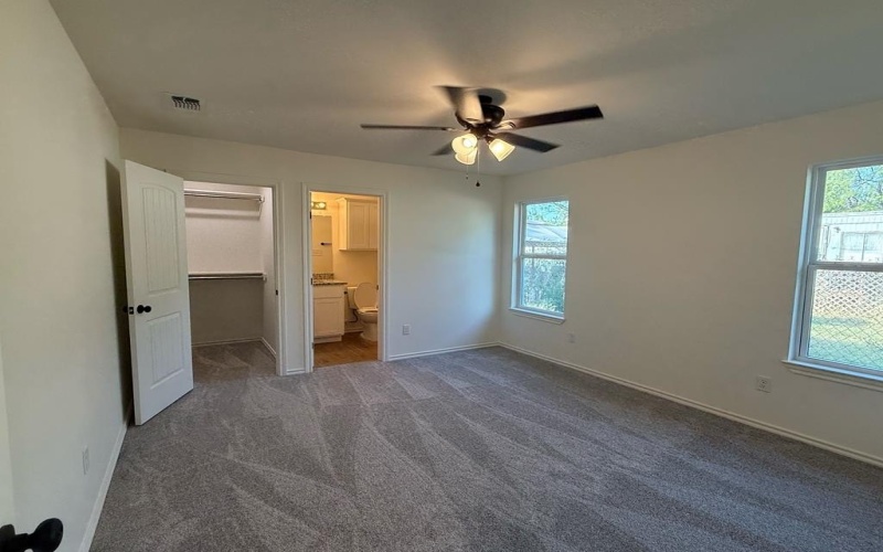 914 Texas Ave, San Angelo, TX 76903, 3 Habitaciones Habitaciones , ,2 BañosBaños,Residential,En Venta,914 Texas Ave,0,129326